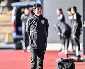 「相変わらず仲良し」「早速2ショット〜」三笘薫と田中碧が見せた日本代表練習初日の「仲良し調整姿」にファン歓喜！「いつ見ても良い」「久しぶりの鷺沼兄弟、需要ありすぎ」の声の画像