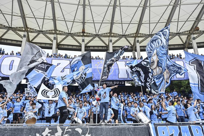 【サポーターアルバム(2)】G大阪戦の執念の同点弾導いた川崎フロンターレのサポーター写真94枚！ Gゾーンからメインスタンドまで撮影「川崎フロンターレーガンバ大阪(2)」の画像046