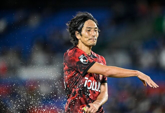 「相当きわどい。副審すごいな」浦和レッズを泣かせた横浜FM戦の終了間際の「原口元気→二田理央のオフサイド場面」が注目される……「いやぁめちゃくちゃギリギリ」の声の画像005
