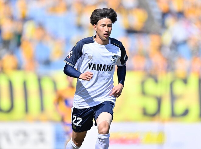 【試合アルバム】「ベガルタ仙台―ジュビロ磐田」J1昇格のライバルを敵地で撃破！ クルークス、植村洋斗、佐藤凌我の3ゴールで劇的白星(1)「中地拓也 撮影写真」の画像012