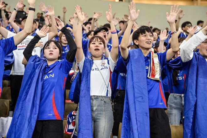 【サポーターアルバム】「横浜F・マリノス―アル・ナスル」サウジアラビア・ジェッダに約700人駆け付け、チームに声援送る！ 現地撮影66枚のサポーターPhotoの画像050