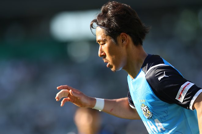 【J2前半戦ベストイレブン(2)】<攻撃的MF~監督編>首位・磐田のベテラン山田大記を選出、FWは得点王&守備も抜群ルキアン!【戸塚啓のJ2のミカタ】の画像