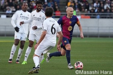 画像・写真：美しい奥様と可愛い5人のお子さんとフィニッシュ