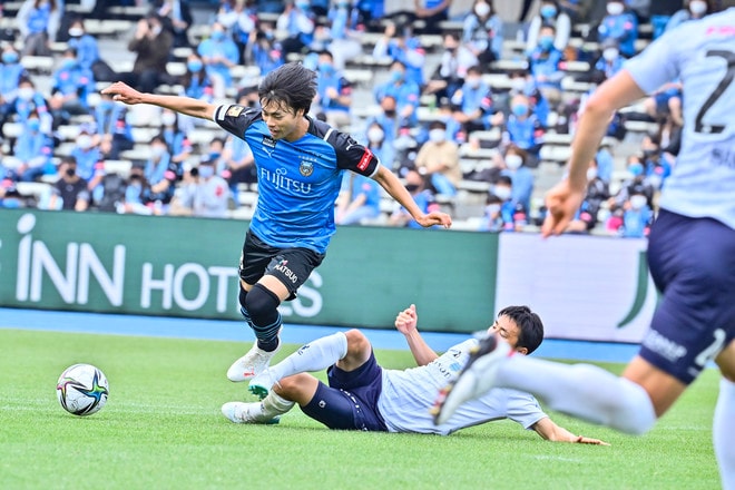 川崎、23戦無敗！(1)横浜FCを完璧にハメた「今季最強の前進プレス」の画像005