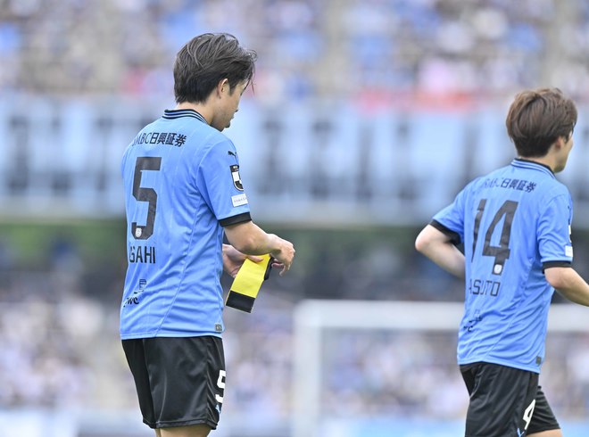 【川崎・佐々木旭が見せる特大級の進化。ピッチを攻守で圧倒できる理由とは(3)】「別人かのような幸大になってしまった」と語る高井幸大の変化も刺激に、「もっとやらなきゃいけない」と見据えるものの画像014