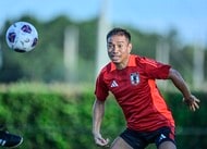 「メッチャ綺麗なんですけど~!」WEリーガー仲田歩夢の愛犬との新年“お散歩&抱っこ”姿が美しい!「可愛い2ショット」「今年も可愛すぎるね!」などの声の画像