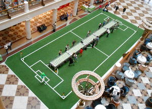 大住良之の「この世界のコーナーエリアから」第87回「サッカーゲームは熱い」(2)半世紀前にプロツアーを生んだ世界的な人気爆発の画像