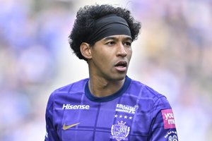  “代表デビュー戦4発男”の広島FWジャーメイン良が復活のミドル弾を決める！｢待望の一撃｣｢E-1のジャメだ｣江本アナウンサーの｢3段活用｣実況にも注目の画像