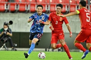 【サッカー日本代表】小池龍太・宮市亮の「横浜F・マリノスコンビ」が猛威を振るう一方で、佐々木翔・森島司の「サンフレッチェ広島コンビ」が機能しなかった理由の画像