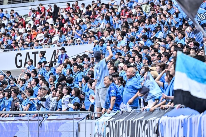 【サポーターアルバム】国立競技場を青く染め上げた川崎フロンターレのサポーター写真81枚！ ACLE準優勝後初の国内試合「鹿島アントラーズー川崎フロンターレ」の画像029