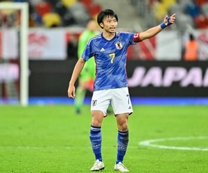 スペイン語でインタビューに応える柴崎岳 「ベラベラでちょっとびっくり」「カッコ良すぎて涙出てきた」 W杯に向けて突破を望むのは「日本とスペイン」の画像