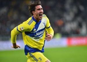 ユベントス・新加入ヴラホヴィッチの「超絶突破」からOG誘発でサッスオーロに勝利!コッパ・イタリア準決勝に導いた「コーナーフラッグからのスーパードリブル」とは?【動画】の画像