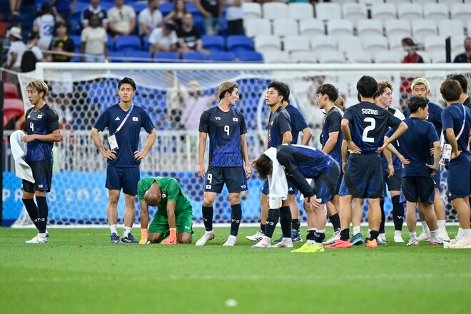 【パリ五輪・現地撮】U２３サッカー日本代表、スペイン戦の激闘フォトレポート……準々決勝で敗退した大岩ジャパン。涙と悔しさのリヨンのピッチ上の画像020