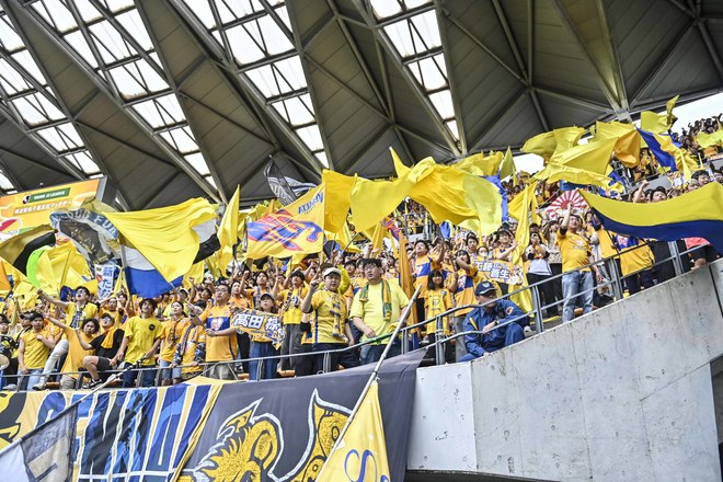 【仙台サポーターアルバム(2)】雨の試合に2000人！ 現地撮影した「ベガルタ仙台のサポーター写真99枚」！「ジェフユナイテッド千葉ーベガルタ仙台」の画像062