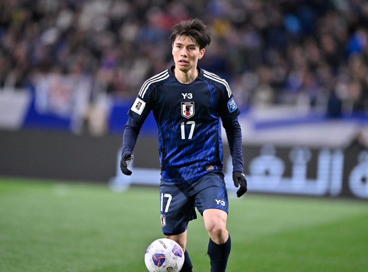 ザ・ワールドやん」「本当止まってる（笑）」リーズMF田中碧の試合中