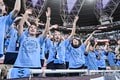 【サポーターアルバム】サウジアラビア・ジェッダ開催のACLE決勝に川崎サポーター700人が集結！ 現地で声援を送ったサポーター写真78枚「アル・アハリー川崎フロンターレ(1)」の画像056