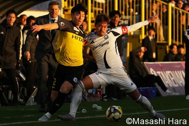 黄色に染まった日立台！久保藤次郎が戦列復帰！日本代表FWの驚異の強さ！惜しくも逆転優勝を逃した指揮官が語った｢タイトルを獲る近道｣【柏レイソルvsFC町田ゼルビア】激闘PHOTOギャラリーの画像008