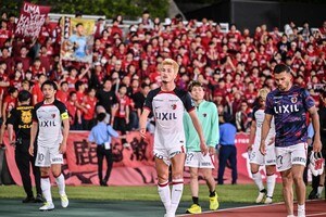 【町田戦連敗で早くも1冠喪失――鹿島が露呈した課題(1)】「町田は誰が出ても同じチームを作れるほど完成度が高い」。古巣相手に佐野海舟が突きつけられた鹿島の現在地の画像