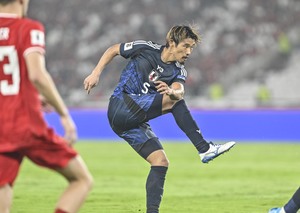 【日本代表MF守田英正が中国戦で見せるもの(2)】「特徴を生かしてあげたい葛藤はすごいずっとある」と語る、周囲を生かすための責任感。森保ジャパンの“心臓”が考えていることとはの画像