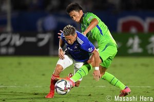 【J1分析】杉岡が「最も良さを出せる」と語る湘南！横浜FMマスカット監督も讃える「Jリーグの特質」【湘南ベルマーレ対横浜Ｆ・マリノス】杉岡大暉ｖｓ仲川輝人に見る湘南の進むべき道(2)の画像