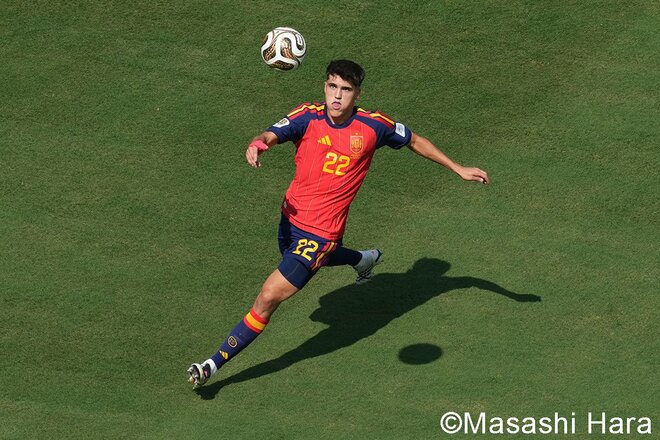 【W杯決勝】バルサ新旧10番対決が実現！マドンナ＆2R、BTS、美ボディ歌姫49歳の賛否両論ハーフタイムショー！試合後のメッシとヤマル、トランプ劇場をご覧あれ！【スペイン代表vsアルゼンチン代表】激闘PHOTOギャラリーの画像009