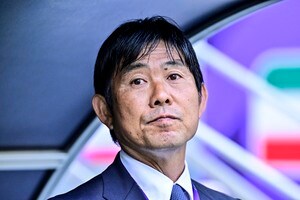 「最高なツーショットやん」世界的ギタリストが森保監督との「新幹線2ショット」公開！「うわー！このショットは凄すぎ!!」と驚きの声が出たまさかの一枚の画像