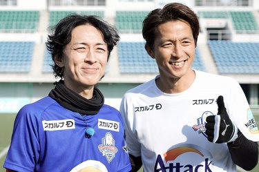 ナインティナイン 矢部浩之とミキ兄弟 又吉直樹らサッカー芸人と井原正巳 福西崇史 中澤佑二ら元日本代表選手が豪華コラボ やべっちcup の神瞬間 画像50枚 サッカー批評web