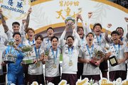 エース欠場のG大阪を完封、リーグ2連覇への決意を感じた天皇杯優勝、神戸の｢表彰台での静かな時間｣【天皇杯決勝 ガンバ大阪vsヴィッセル神戸】原悦生PHOTOギャラリー｢サッカー遠近｣の画像