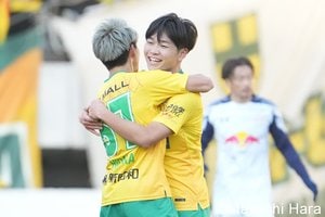 ｢小学生とは思えない｣｢この時からこんなエグいゴールを｣千葉の“救世主”17歳MF姫野誠の小学6年時の全国決勝でのゴールに驚き！｢J1にジェフを連れてってくれ!!｣の画像