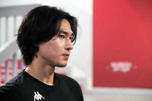 後藤健生の｢蹴球放浪記｣第262回｢ビールに関するサプライズ｣の巻(2)記憶に残る南野拓実｢北朝鮮戦2度のPK｣とミャンマーの｢欧州仕込み｣ワインとビールとパス・サッカーの画像