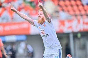 【J2「盤石」】首位・ベガルタ仙台、大宮アルディージャの「逆転勝利の記憶」を消し去ったブラジル人MF・フォギーニョの「豪快ミドル」！それでも原崎監督が挙げた成熟ポイントとは？【戸塚啓のJ2のミカタ】(1)の画像