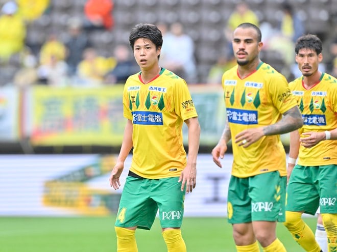 【試合アルバム】ジェフユナイテッド千葉のベガルタ仙台戦でのプレー写真49枚！「ジェフユナイテッド千葉ーベガルタ仙台」の画像034