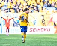 【J2「昇格候補」の二極化!】好調の横浜FC、東京ヴェルディ、仙台!「2つのダービーマッチ」の勝者、目を見張る東京Vの「スピード」とベガルタの「新戦力」【戸塚啓のJ2のミカタ】(1)の画像