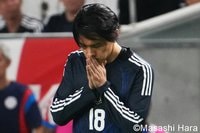 ｢エンバペと同じペース｣の欧州トップタイ13得点！ 日本代表FW上田綺世が巧みなボレー＆豪快ヘッドの圧巻2発！｢凄すぎるって!!｣｢日本にこんなFWが現れるなんて」