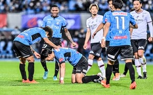  川崎フロンターレの斬新すぎる史上最長始球式が「企画力の勝利」「発想が柔軟過ぎる」と話題に！ 箱根路に響く“あの声”で「J1優勝するんだろ!?」の画像