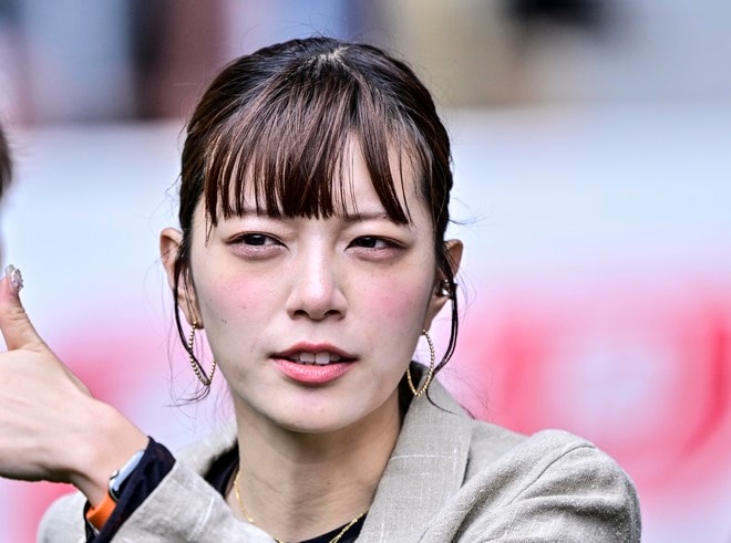 「超可愛いんですけど」影山優佳とテレ朝人気女子アナ2人のサッカー日本代表「ジャンプ祝福バストアップ映像」にファン歓喜！「臨場感ある動画最高やん」「可愛すぎる！」の声の画像001