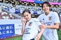 「え、写真ちょーだい？」と長谷川唯が懇願した岩渕真奈らとの「仲良しくっつき合い4ショット」が話題に……「和気あいあい」「いい雰囲気」とファンも反応の画像006