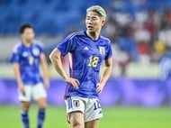 流行語大賞ですか サッカー日本代表の練習を訪れた槙野智章 Df長友佑都から再び 名言 を引き出す ファンからは 森脇さんレベルで誘ってる の声も 概要 注目選手 ニュース サッカー批評web