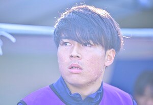 「髪染めてる！」「びっくり」U-22日本代表のバイエルン・ミュンヘンMFが「金髪にイメチェン」！ サガン鳥栖で共闘した先輩のユーチューブに出演して話題にの画像