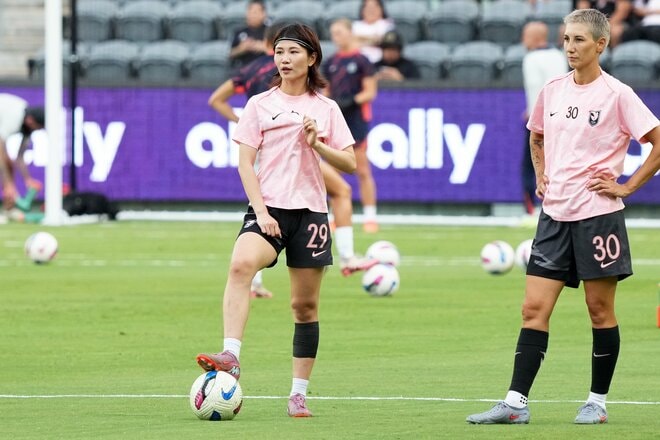 なでしこ美人DFが｢決勝点｣アシスト、サッカー界のレディー・ガガは｢私服姿｣でピッチに、アメリカ女子サッカーで奮闘する守屋都弥、遠藤純、スタンボー華のホーム戦【アメリカNWSL】激闘PHOTOギャラリーの画像004