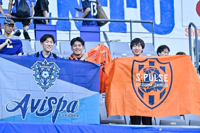 【サポーターアルバム】サッカー日本代表の韓国戦勝利を支えたサポーター写真95枚！ 韓国・龍仁に駆け付けた熱い声援ショット「日本代表ー韓国代表」の画像005