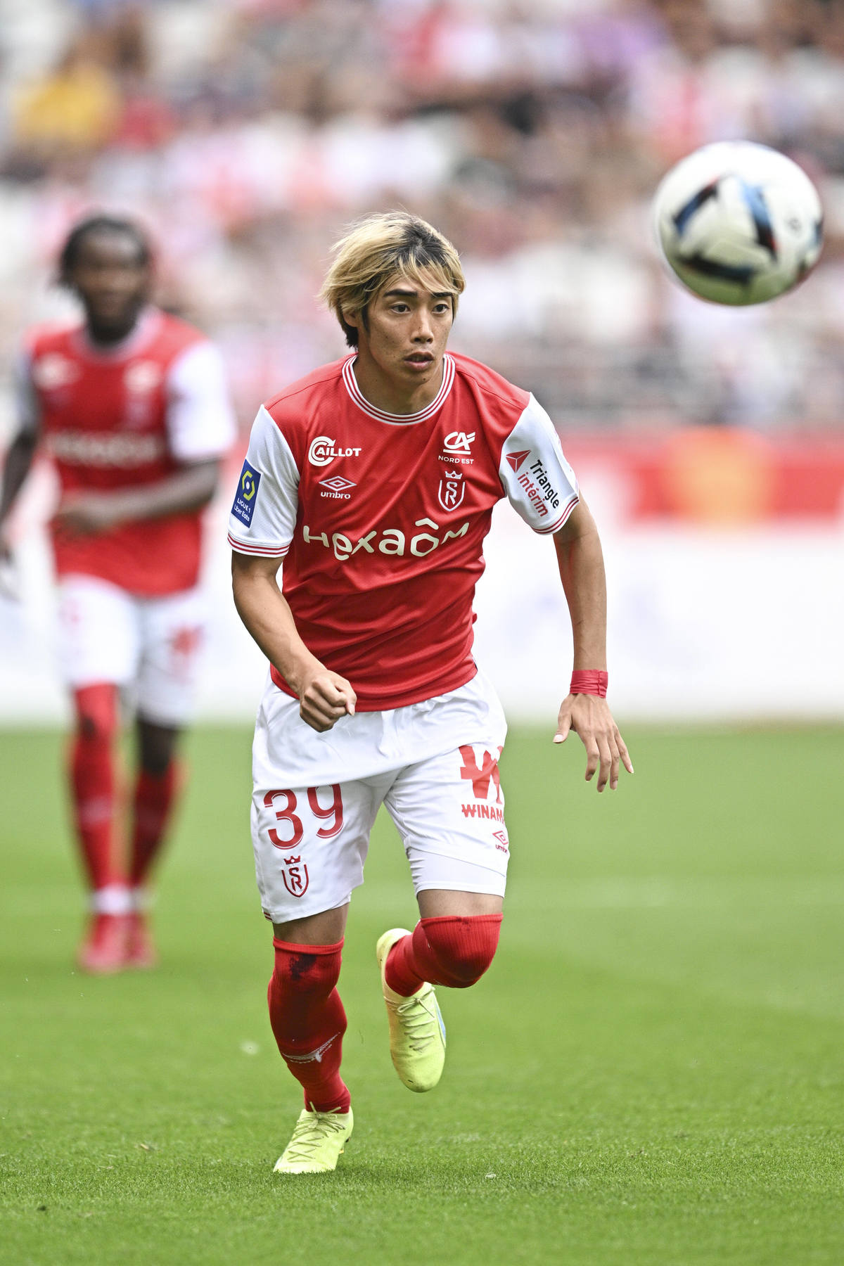 相変わらずエグい」サッカー日本代表・伊東純也がフランスで