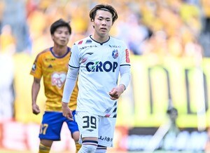 【J2「バランス」】ベガルタ仙台、ファジアーノ岡山との6ポイントマッチを落とす 浦和から期限付き移籍の18歳FWの圧巻ゴールなど岡山攻撃陣が躍動【戸塚啓のJ2のミカタ】(2)の画像