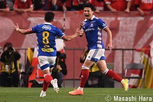 PHOTOギャラリー「ピッチの焦点」【明治安田Ｊ１リーグ　第１１節　浦和レッズｖｓ横浜Ｆ・マリノス　２０２２年５月１８日　１９：３４キックオフ】の画像