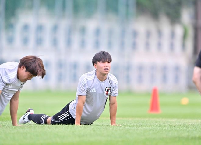 【サンフレッチェ広島「E-1」アルバム】J1広島に所属する日本代表5選手の13日＆14日の練習写真46枚！ジャーメイン良、中村草太、川辺駿、田中聡、荒木隼人、大迫敬介の現地写真の画像008