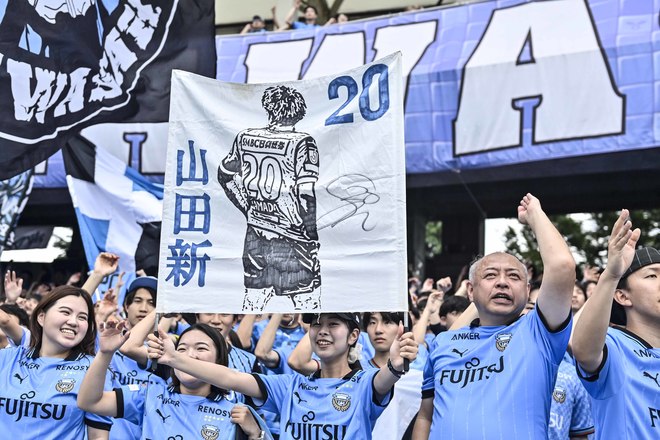 【サポーターアルバム(2)】G大阪戦の執念の同点弾導いた川崎フロンターレのサポーター写真94枚！ Gゾーンからメインスタンドまで撮影「川崎フロンターレーガンバ大阪(2)」の画像058