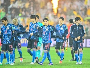 【現地ルポ「DAZNには映らなかった」サッカー日本代表対オーストラリア代表戦の裏側(1)】「惑わされる“偽笛”」と「巨大なブーイング」の画像