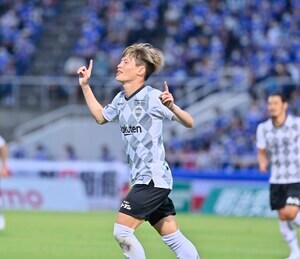 「ナニワ出身のFC東京好き」デスクNは「神戸3人プラスワン」を選出！【サッカー批評が選ぶ「2021年J1ベストイレブン」】の画像