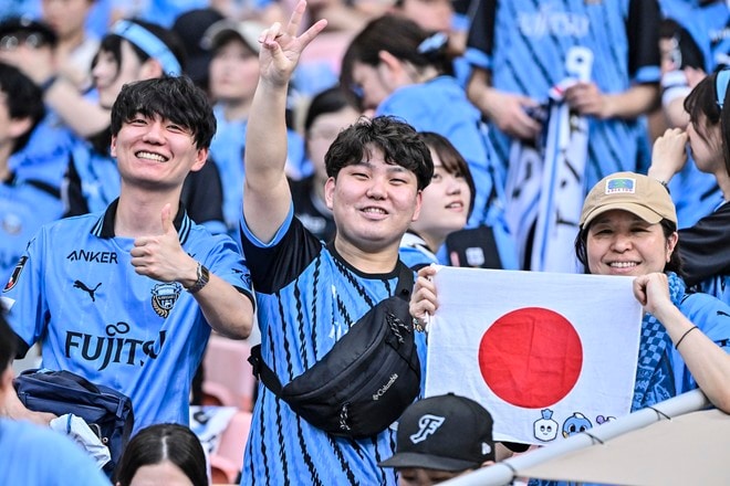 【サポーターアルバム(1)】3得点勝利でクラブ初アジア・ファイナリスト！ ACLE準決勝に駆け付けた川崎サポーターの現地撮影70枚！「川崎フロンターレ―アル・ナスル」の画像031