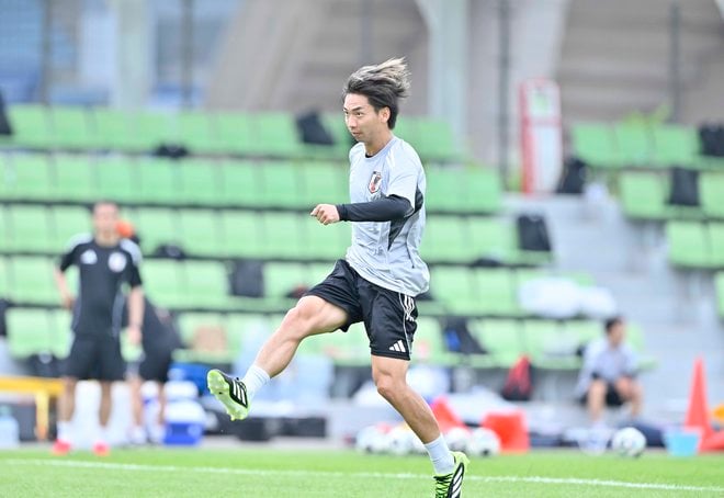 【サンフレッチェ広島「E-1」アルバム】J1広島に所属する日本代表5選手の13日＆14日の練習写真46枚！ジャーメイン良、中村草太、川辺駿、田中聡、荒木隼人、大迫敬介の現地写真の画像007